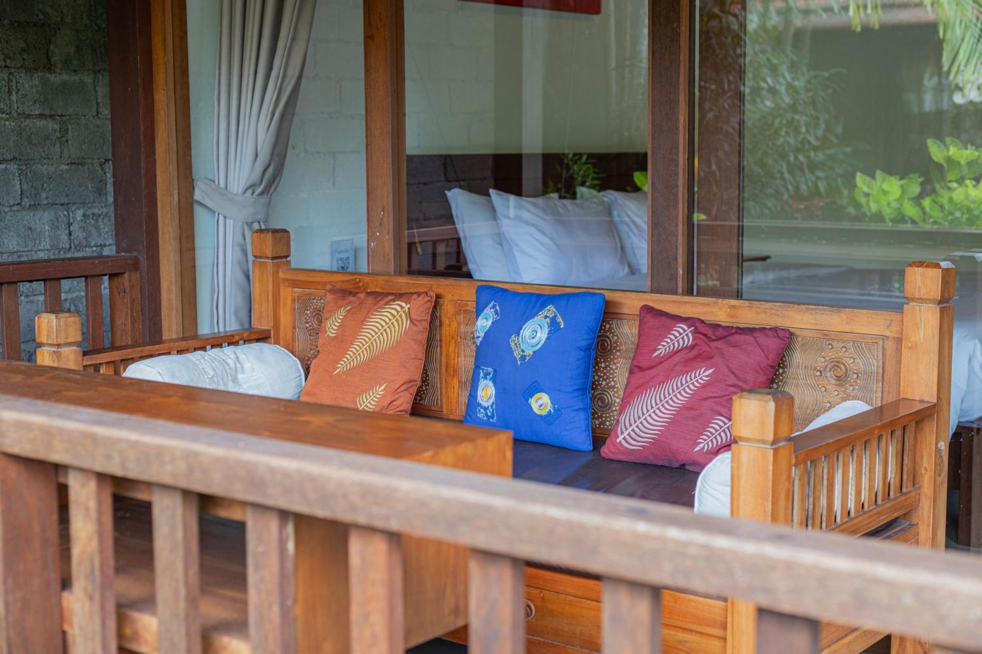 Sari Bamboo Bungalows Убуд Номер фото